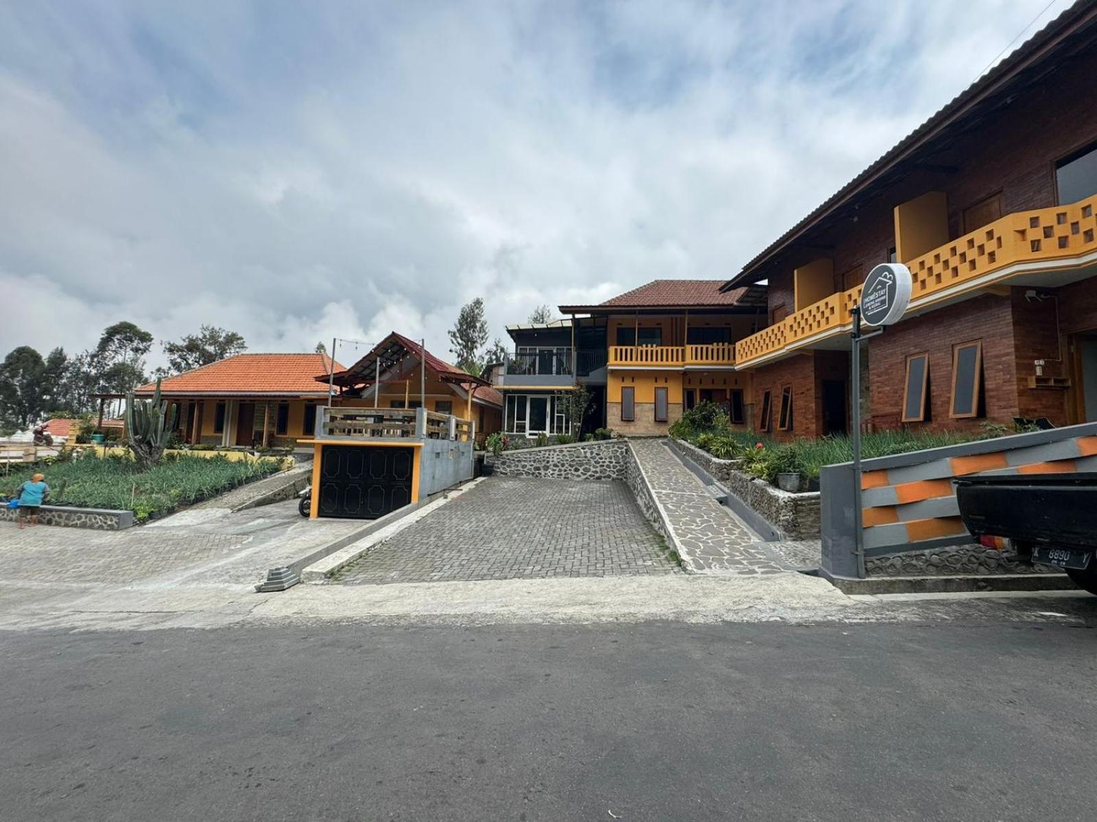 Homestay Lereng Bromo Exterior photo