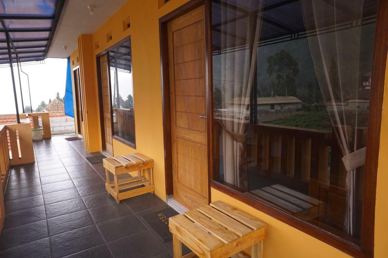 Homestay Lereng Bromo Exterior photo